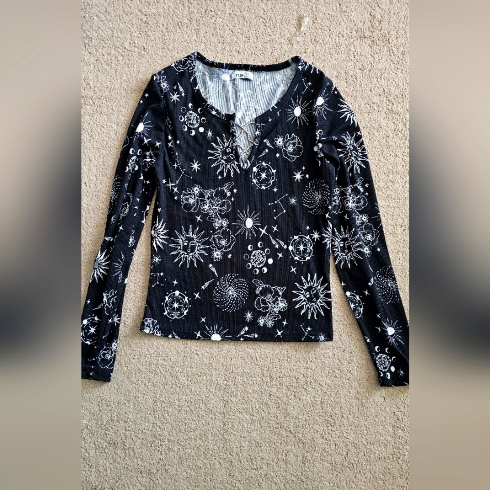 Black and White Celestial Print Top